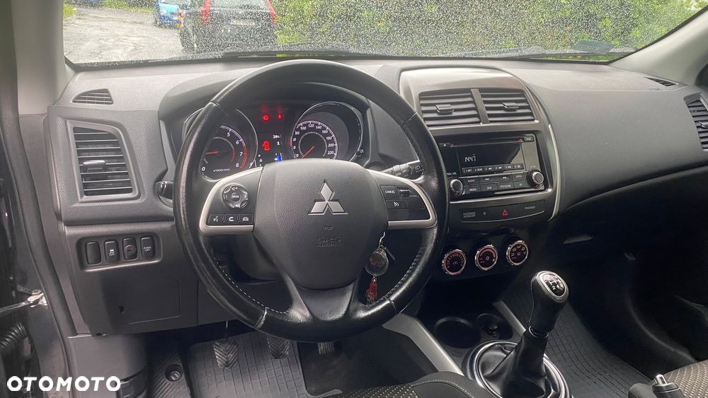 Mitsubishi ASX - 13