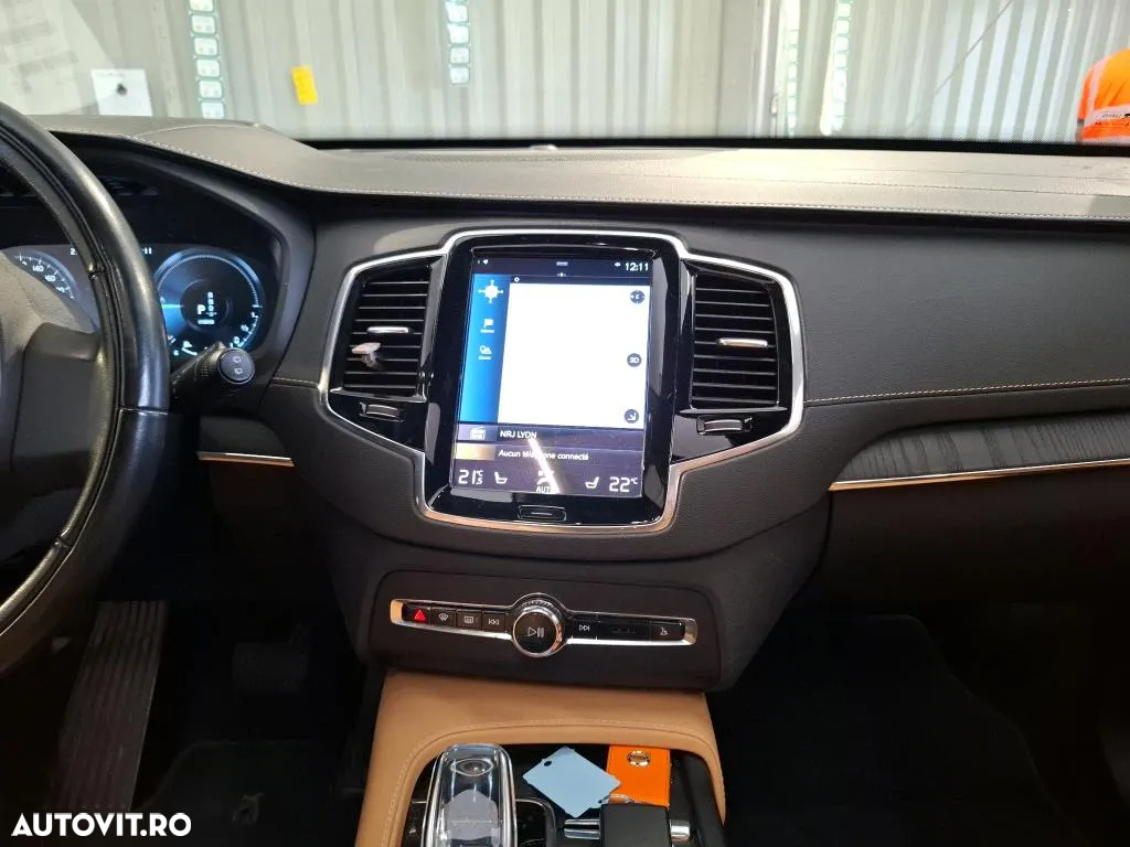 Volvo XC 90 T8 AWD Recharge Geartronic Inscription Edition - 10