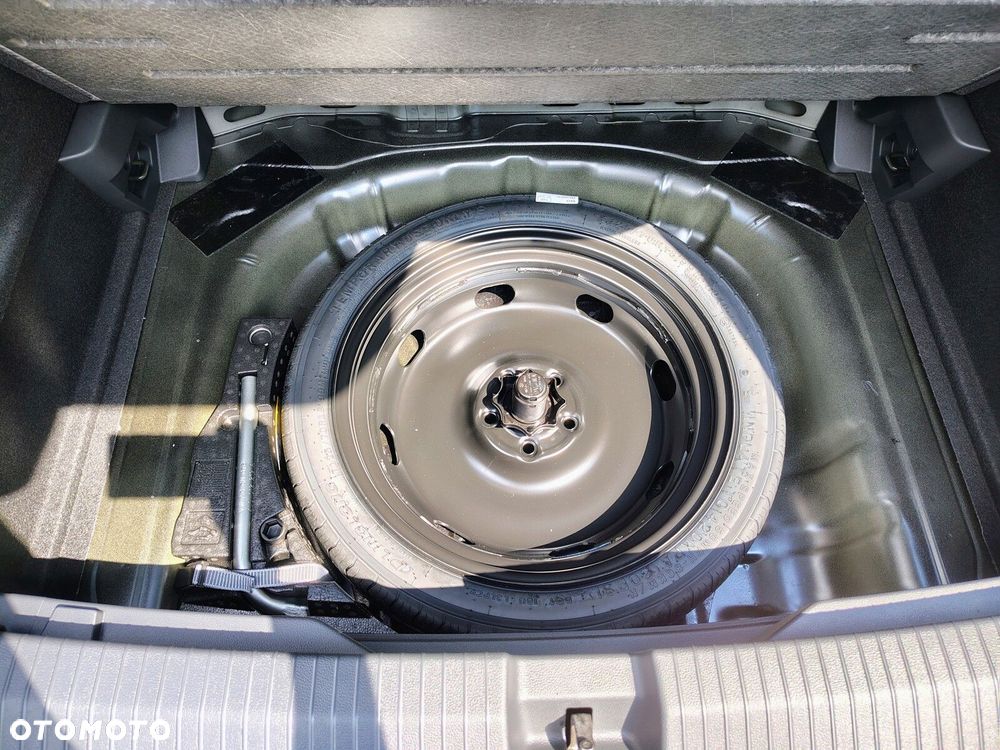 Volkswagen T-Roc - 9