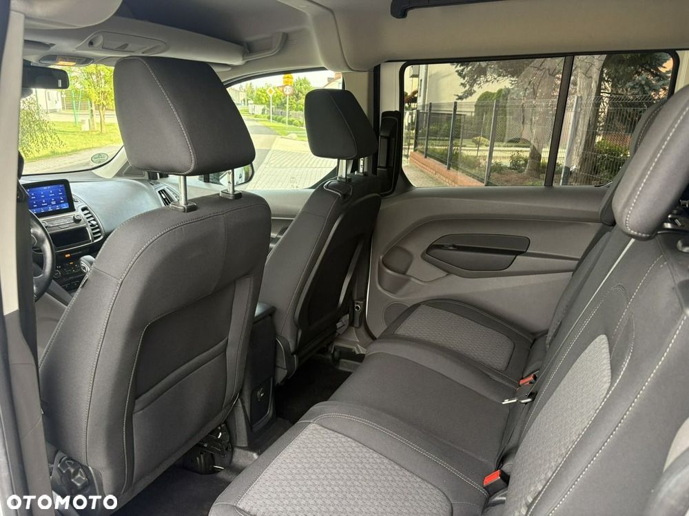 Ford Transit Connect - 11