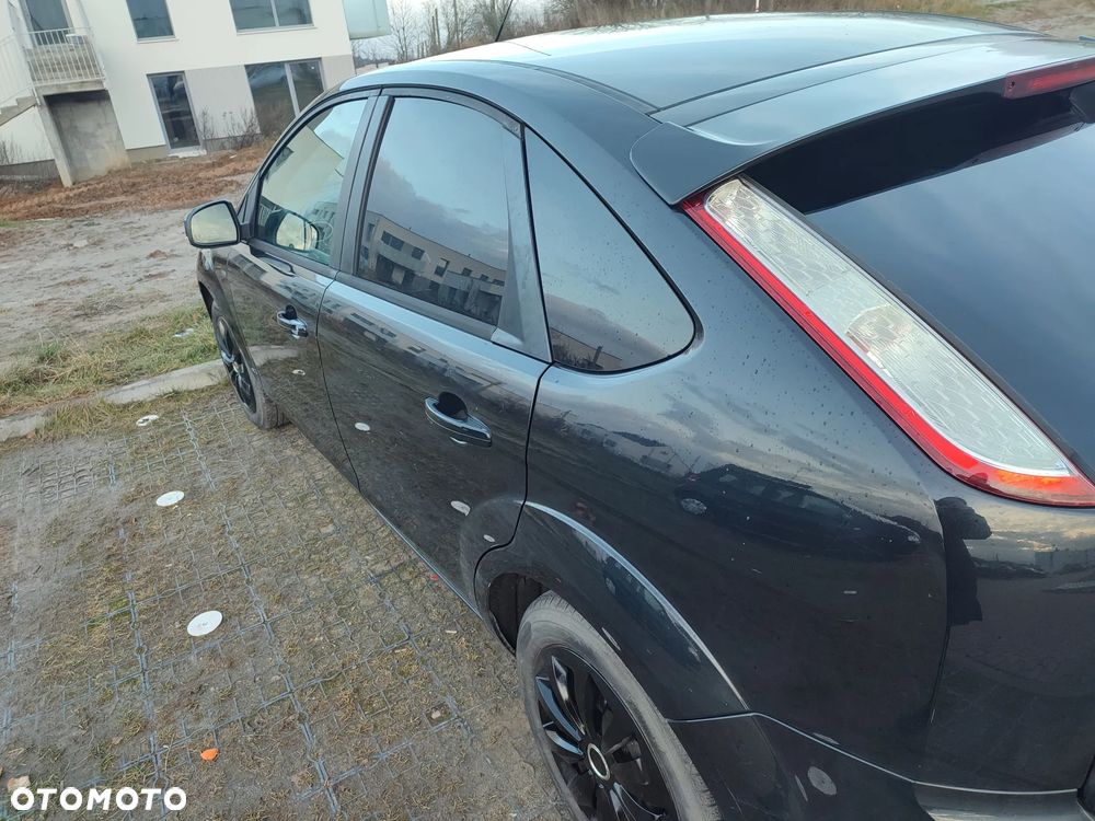 Ford Focus 1.6 Trend EU5 - 4