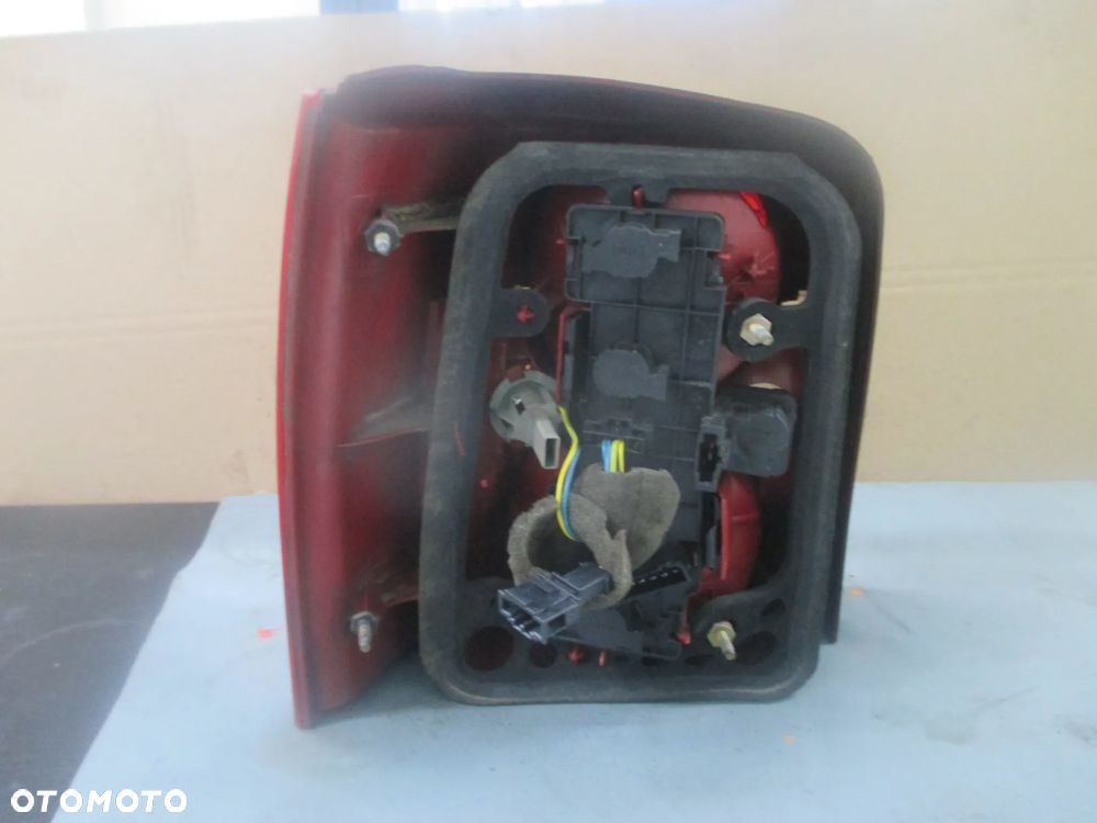 Lampa tył prawa VW Passat B5 lift Kombi Europa - 3