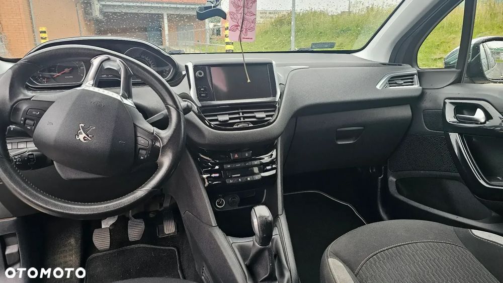 Peugeot 208 1.2 PureTech Active - 6