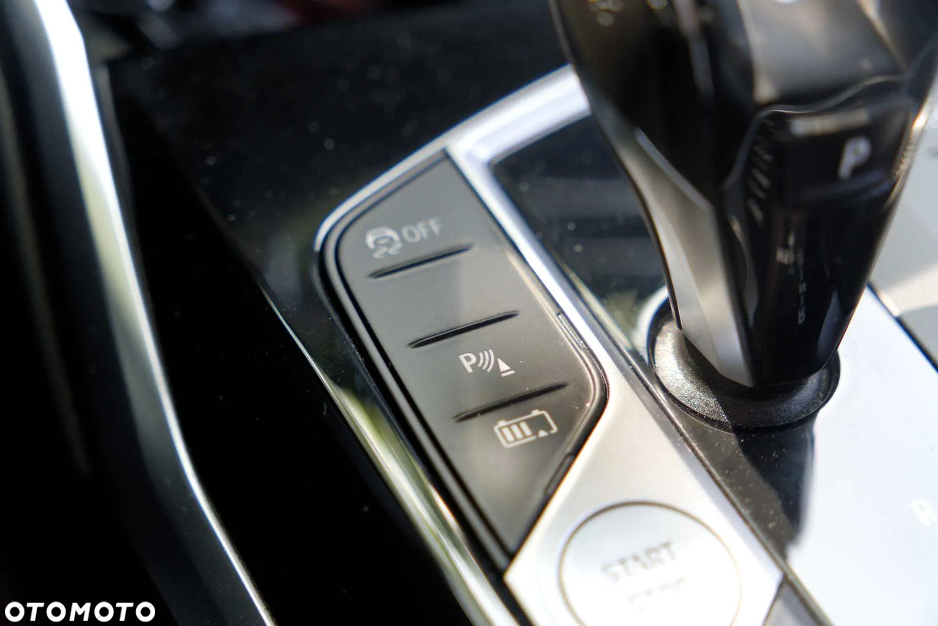BMW Seria 3 330e PHEV - 35
