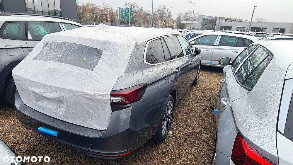 Skoda Superb 2.0 TDI SCR 4x4 L&K DSG - 3