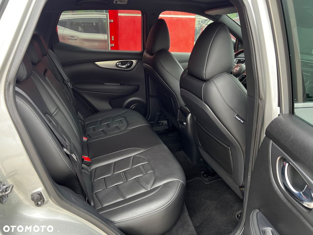 Nissan Qashqai 1.3 DIG-T DCT TEKNA+ - 29
