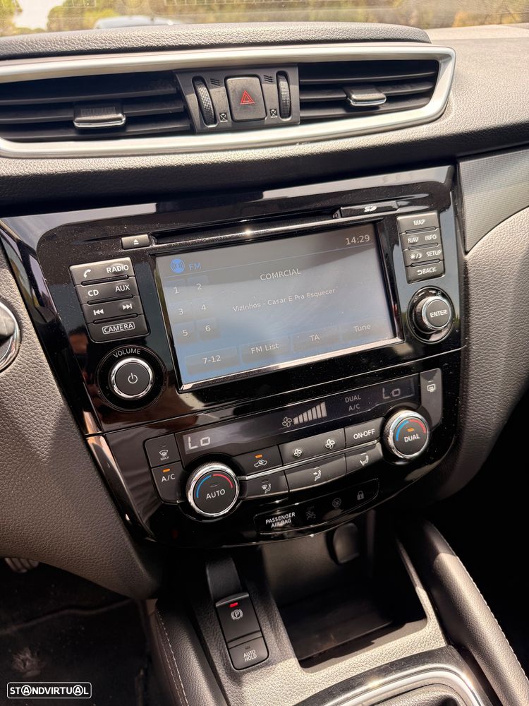 Nissan Qashqai 1.2 DIG-T N-Connecta - 17