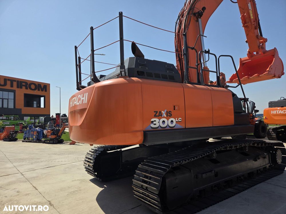 Hitachi 32t, cupa 1,8mc NOUA, 2019, 7.237h, consum mediu 18,6litri/ora, Isuzu 265CP, 3 pompe hidr HITACHI, produs in JAPONIA, lant 80% bun doar 991h deplasare, reviziile facute, inst picon si rotire, antifurt, Ad sapare 8m, AC, leasing 3 ani-PROMOTIE 96.900 - 5