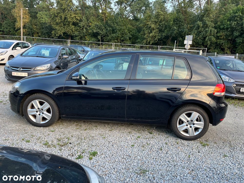 Volkswagen Golf 1.6 TDI BlueMot Comfortline - 23