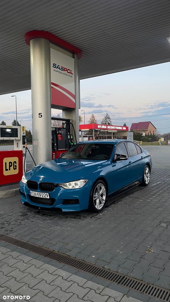 BMW Seria 3 335i xDrive Sport-Aut - 25