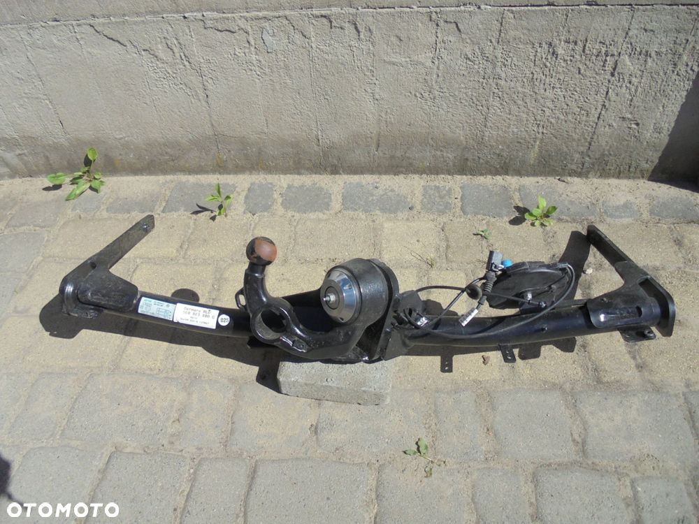 vw golf vii 5g0 h/b - hak holowniczy - 1