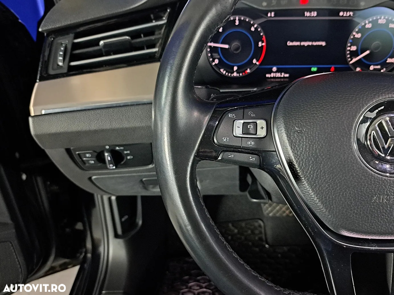 Volkswagen Passat - 13