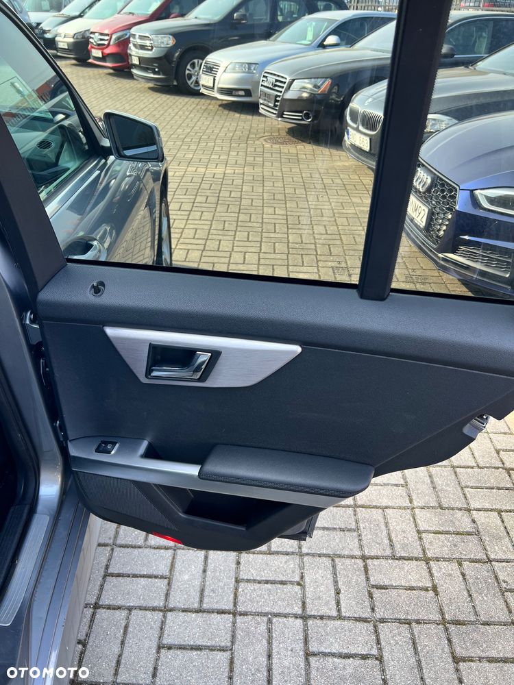 Mercedes-Benz GLK 220 CDI DPF 4Matic BlueEFFICIENCY 7G-TRONIC - 21