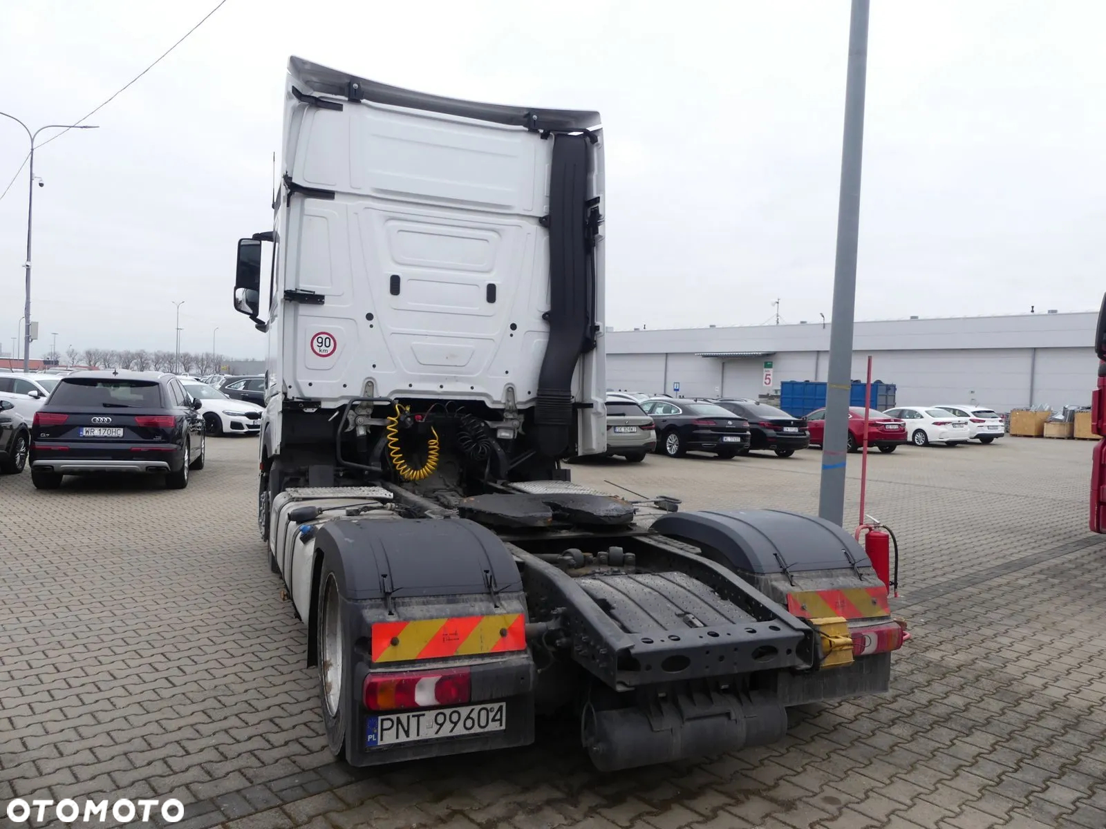 Mercedes-Benz Actros - 9