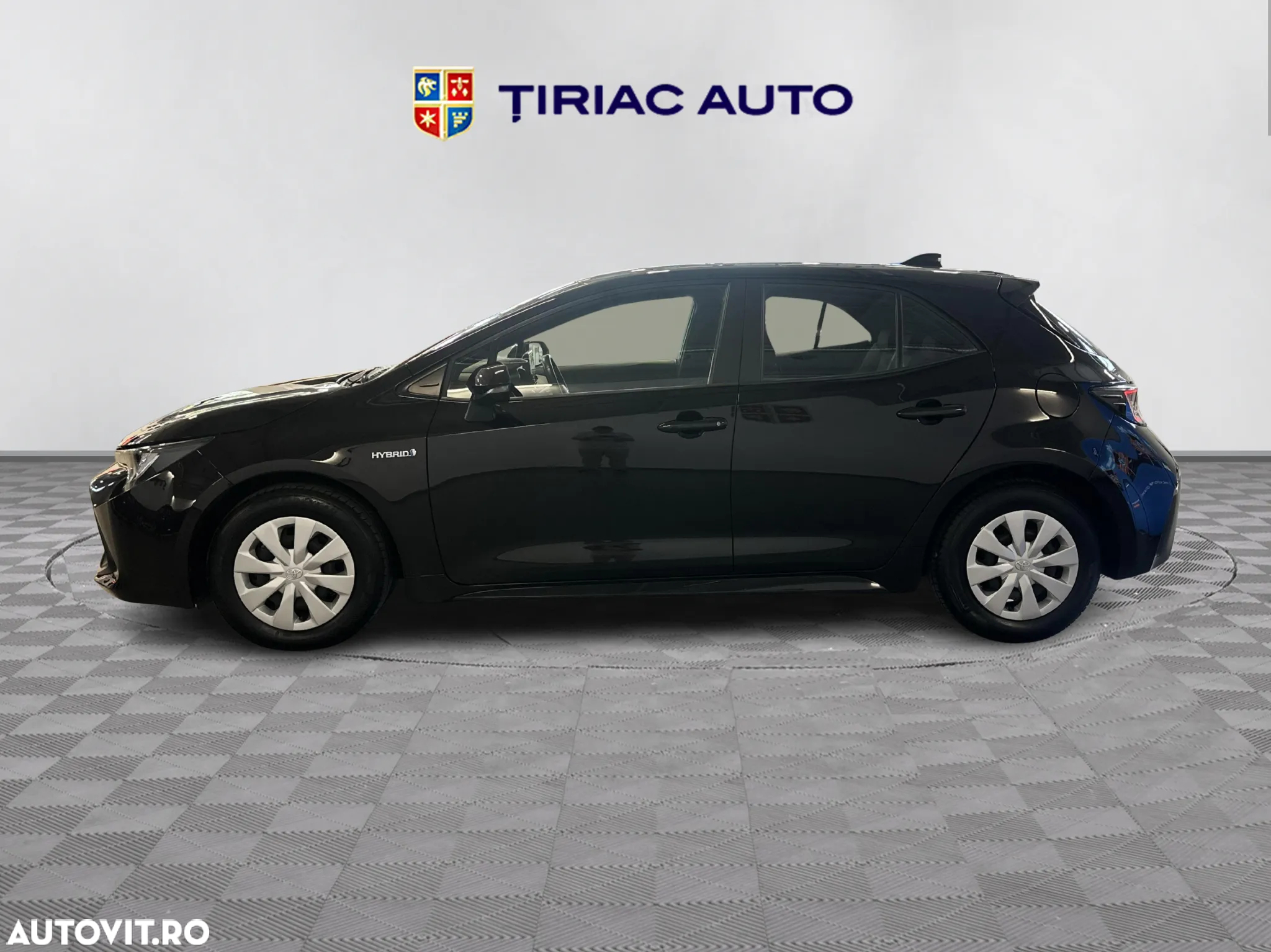 Toyota Corolla - 2