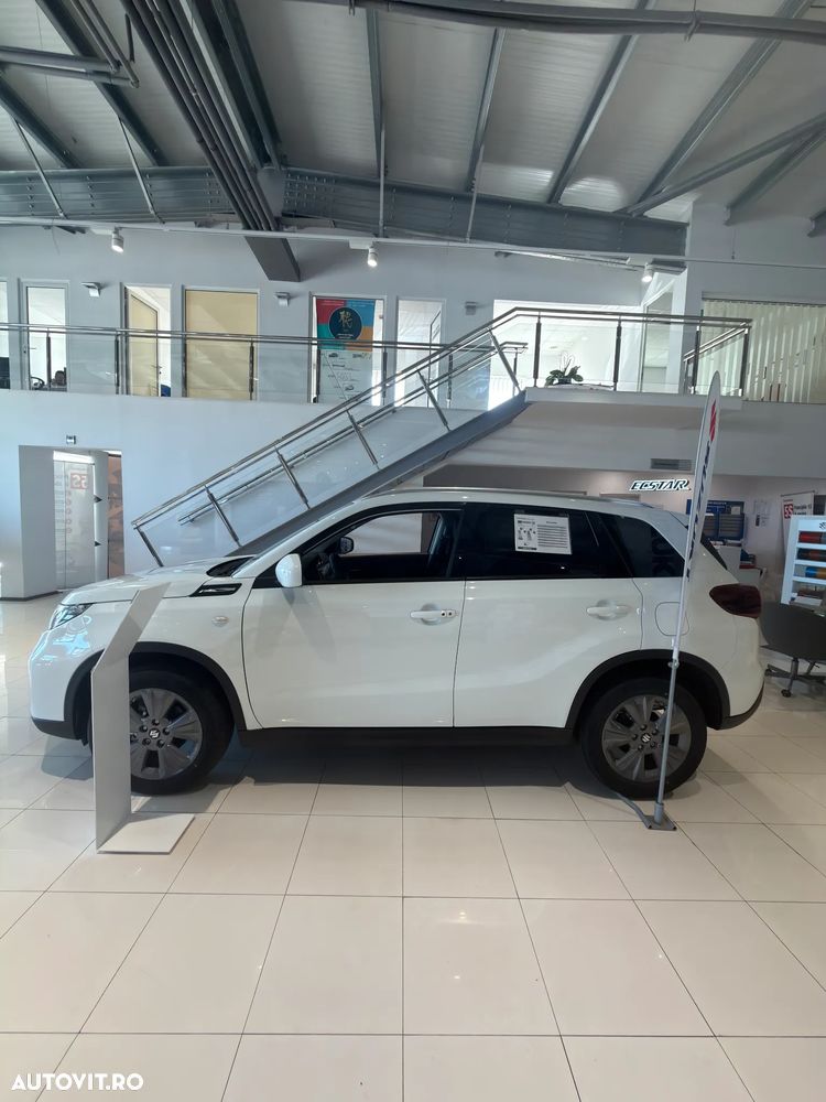Suzuki Vitara 1.4 Boosterjet 6AT MHEV Passion - 3