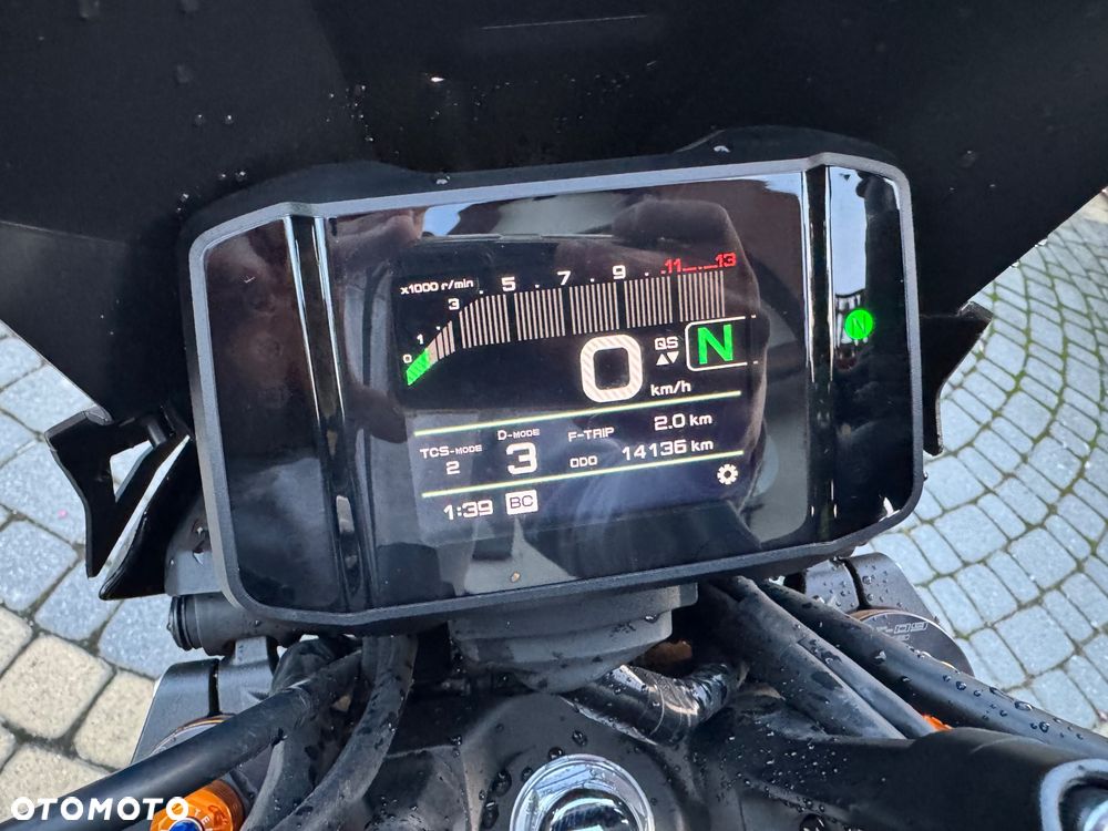 Yamaha MT - 12
