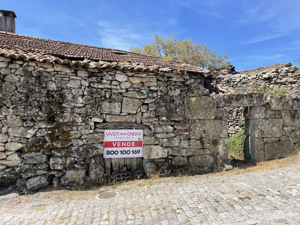 Moradia para recuperar em Vreia de Jales, Vila Pouca de Aguiar. - Grande imagem: 2/18
