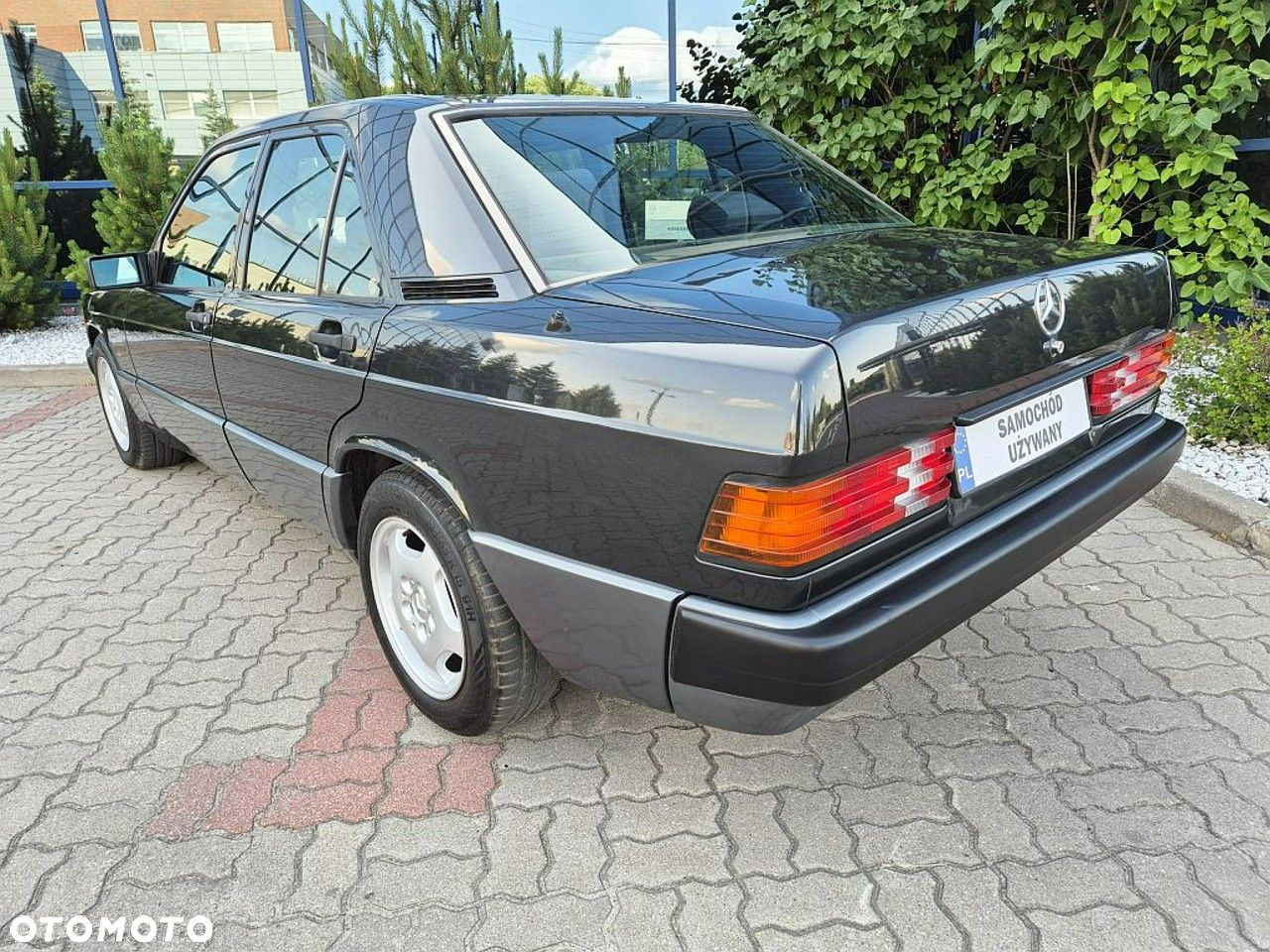 Mercedes-Benz W201 (190) - 20