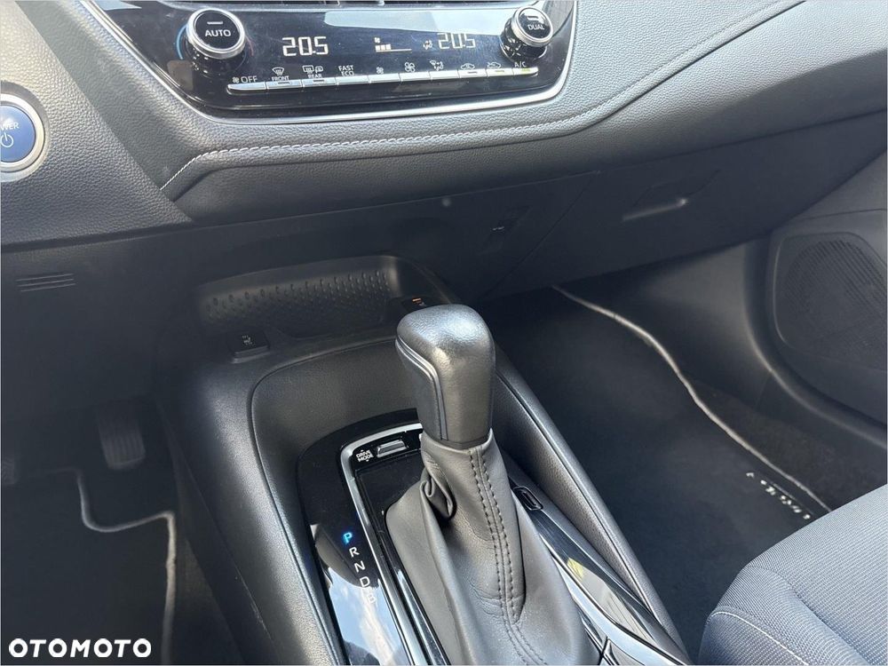 Toyota Corolla 1.8 Hybrid Comfort - 16