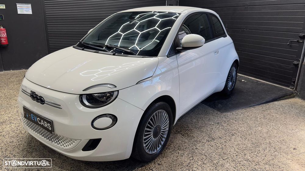 Fiat 500e 3 + 1 42kWh Icon - 4