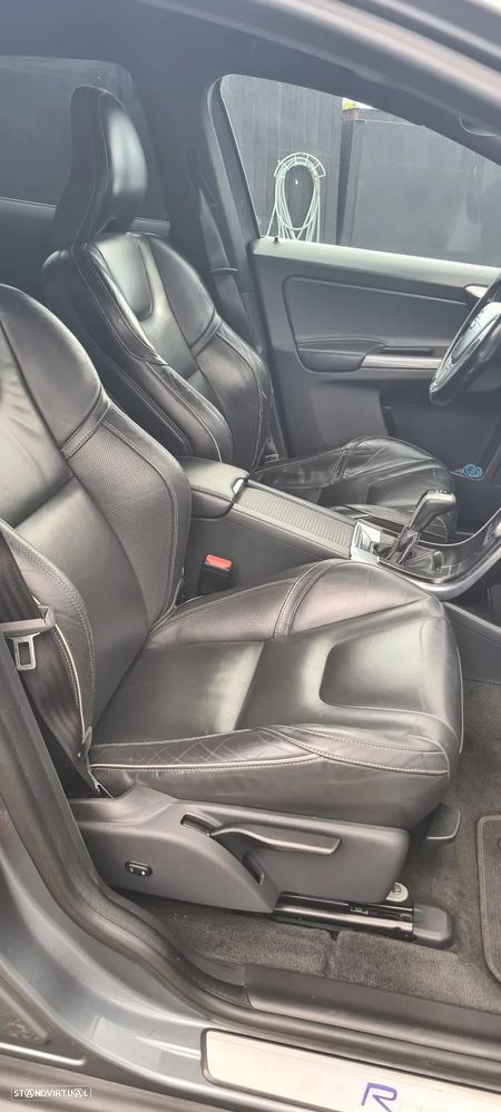 Volvo XC 60 2.0 D3 R-Design - 9