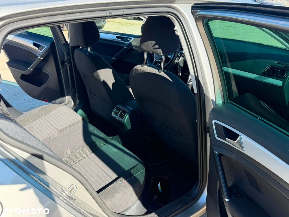 Volkswagen Golf 1.2 TSI BMT Trendline - 10