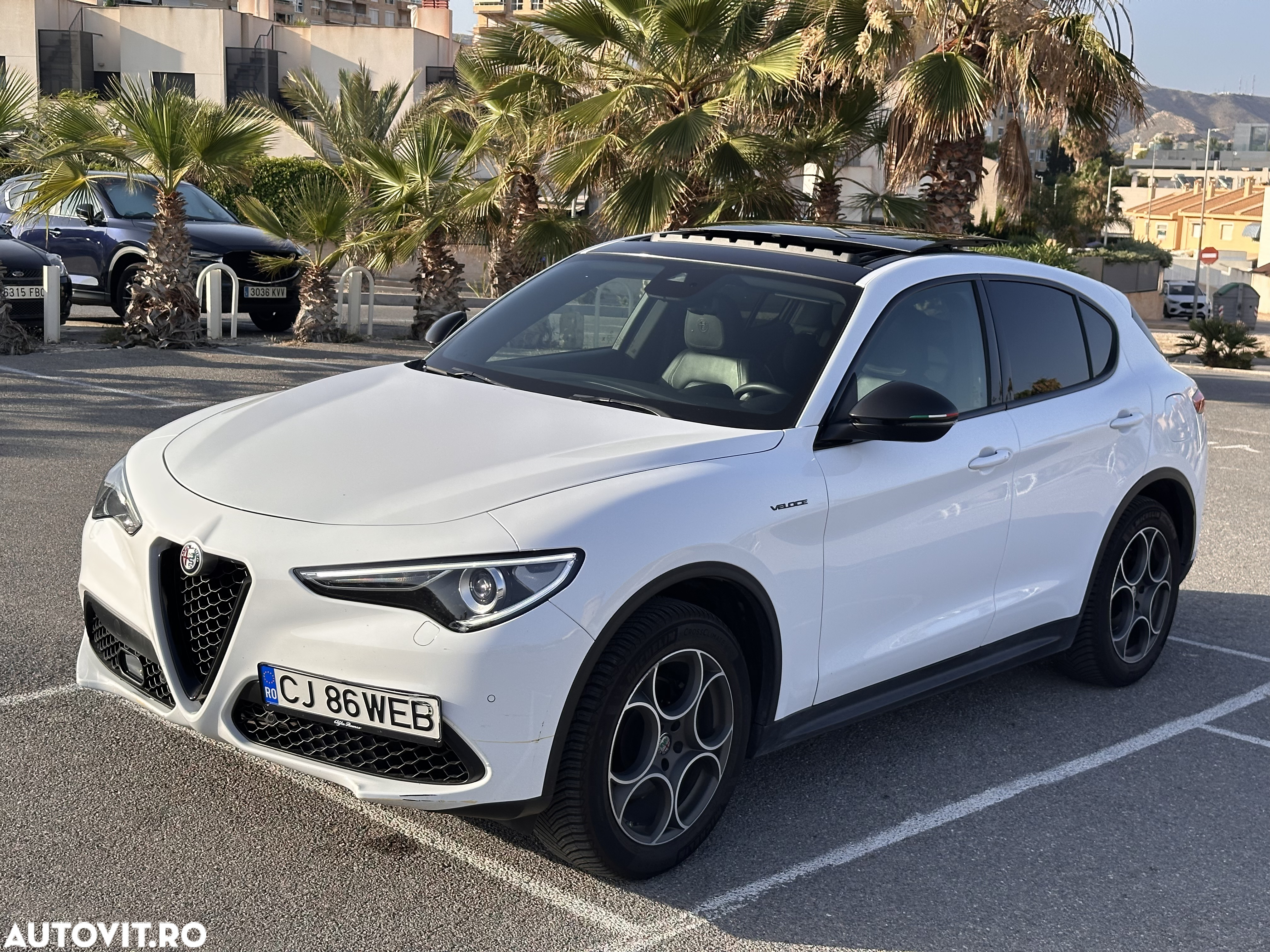 Alfa Romeo Stelvio 2.0 Turbo 16V AT8-Q4 Veloce Ti - 26
