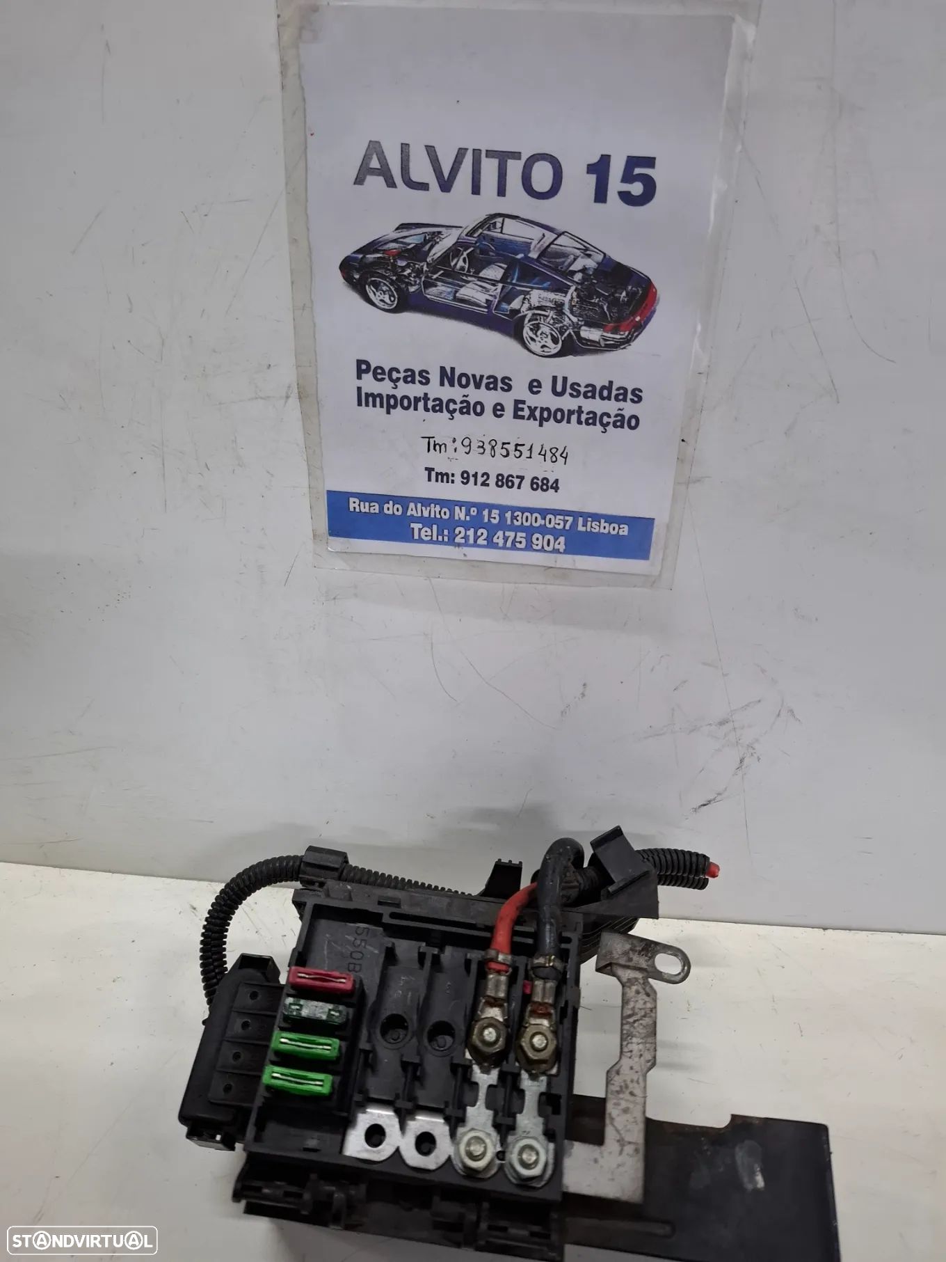 Caixa de fusíveis da bateria VW Polo 2001 - 1