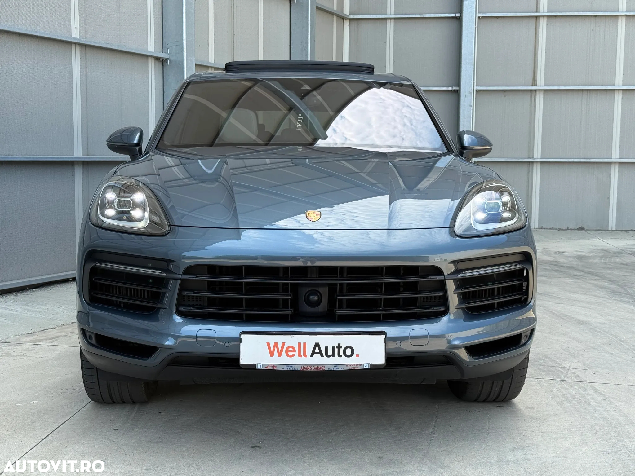 Porsche Cayenne Standard - 2