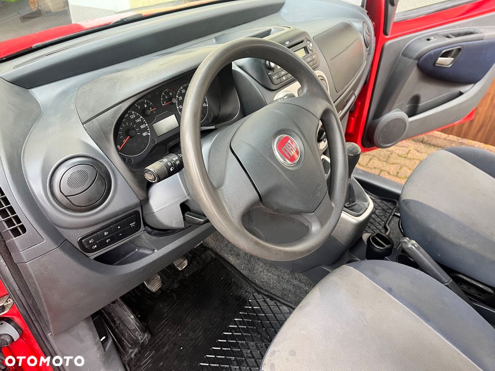 Fiat Qubo - 12