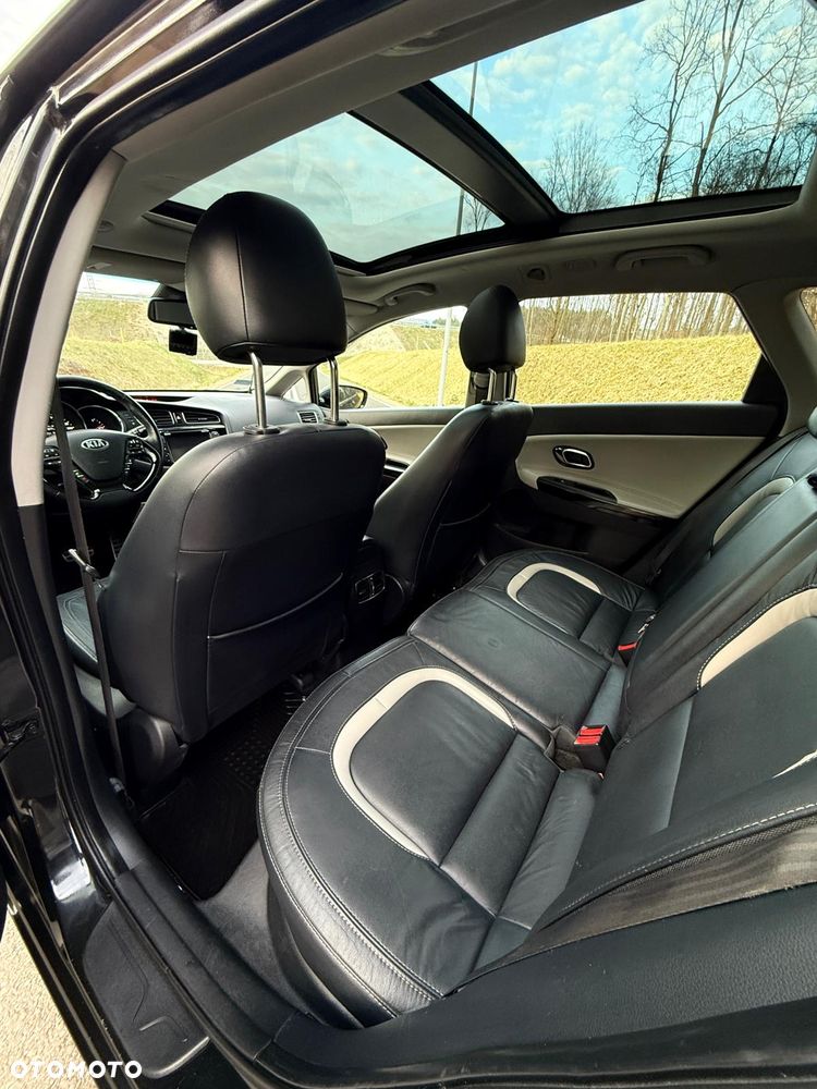 Kia Ceed 1.6 GDI XL DCT - 24