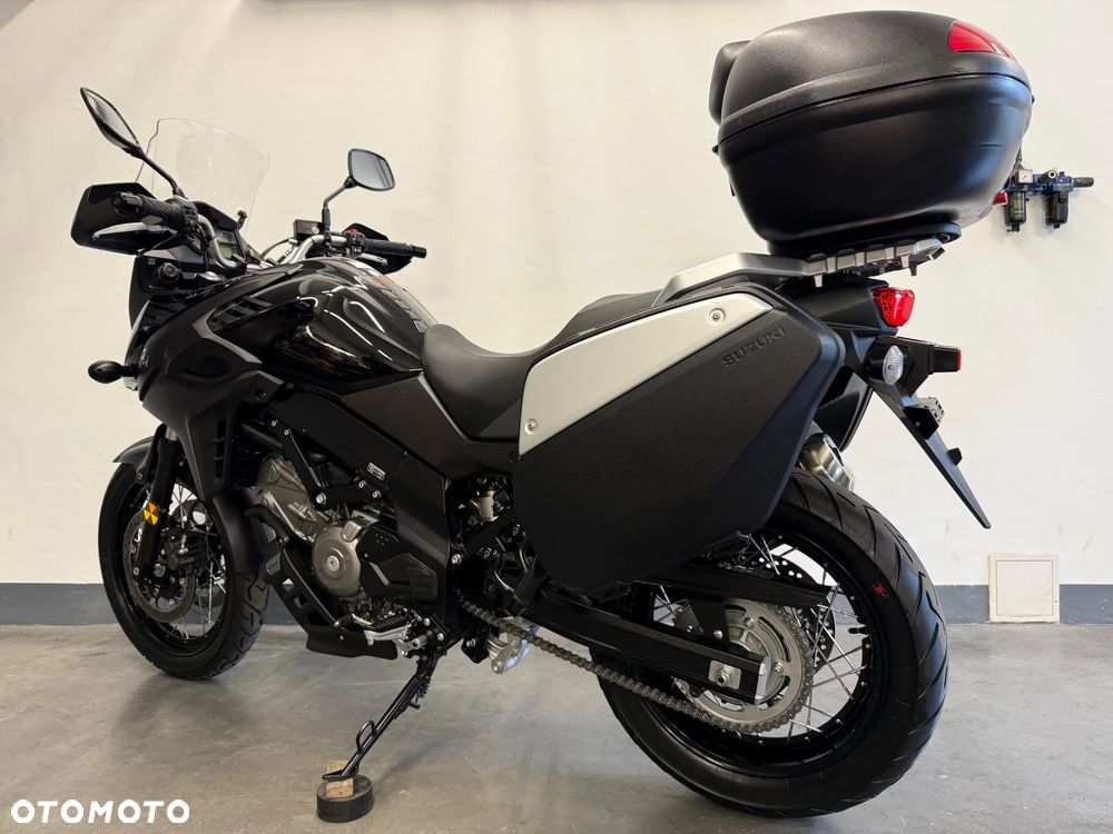 Suzuki V-STROM - 4