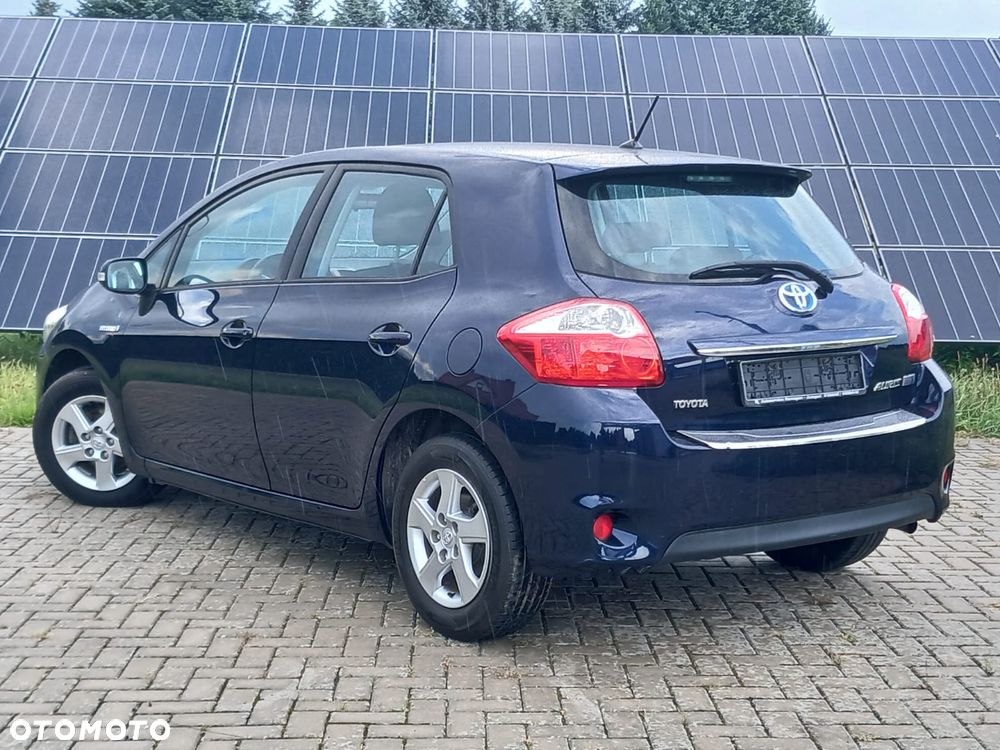 Toyota Auris - 14
