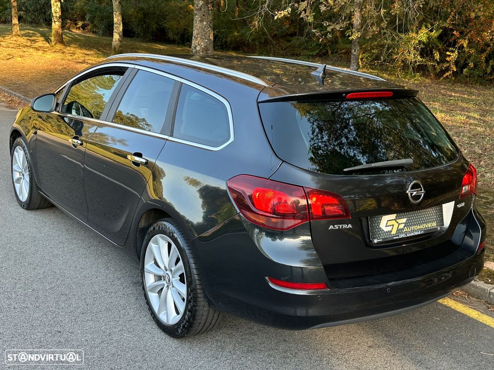 Opel Astra Sports Tourer 1.7 CDTi Cosmo - 4
