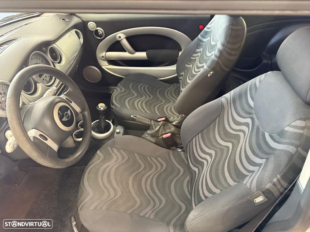 MINI 3 Portas One 1.4 D - 5