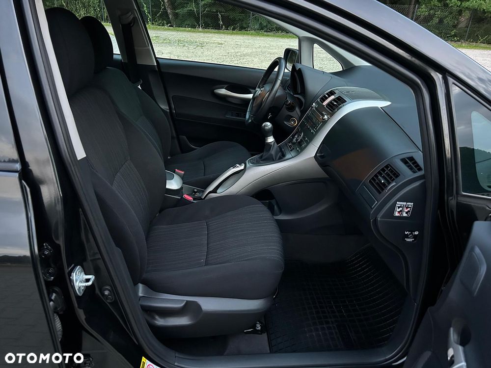 Toyota Auris 1.6 VVT-i Premium - 4