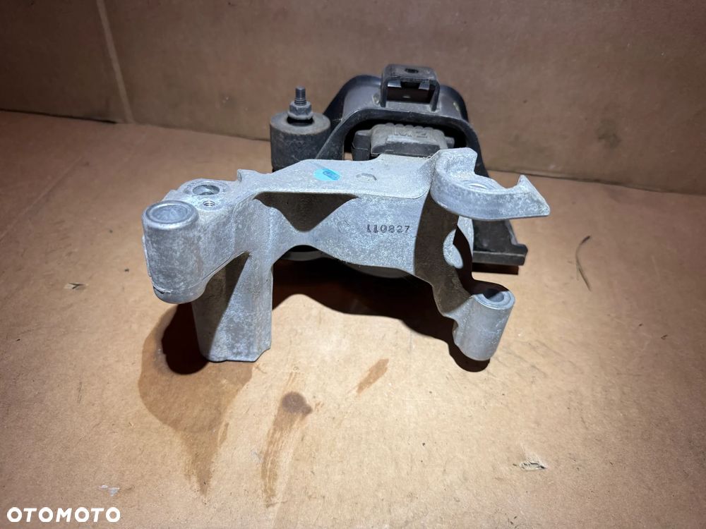 Poduszka łapa silnika Nissan Qashqai J10 2.0 benzyna - 3