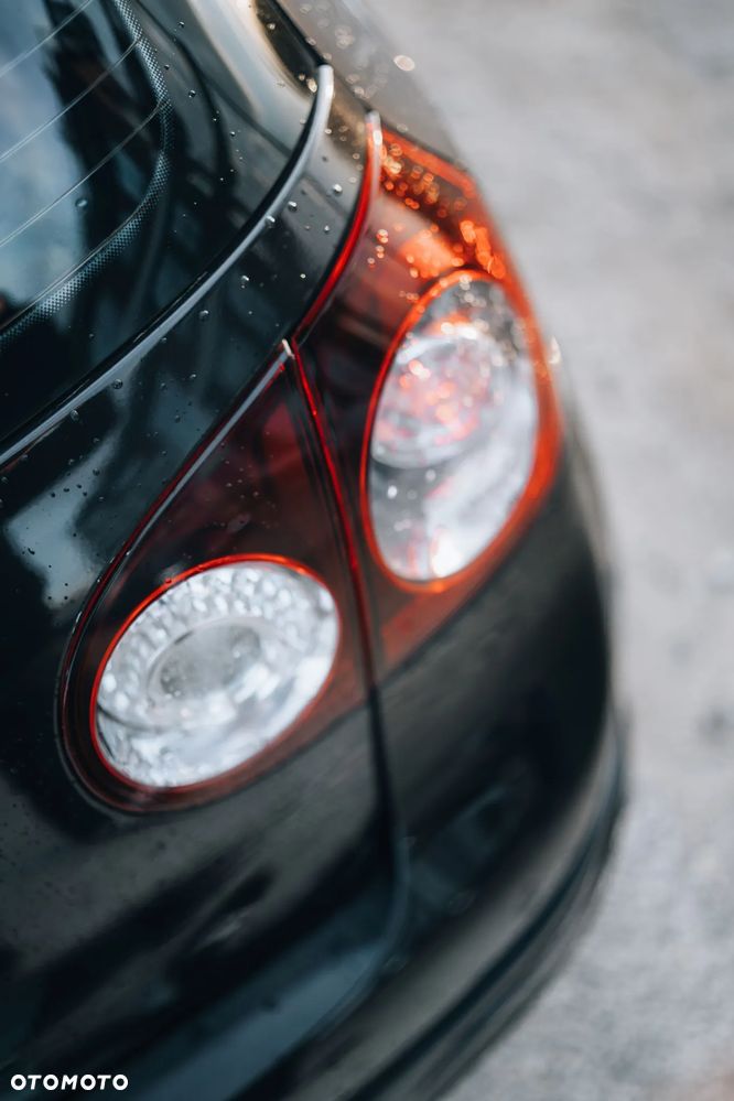 Volkswagen Golf V 2.0 TSI GTI - 5