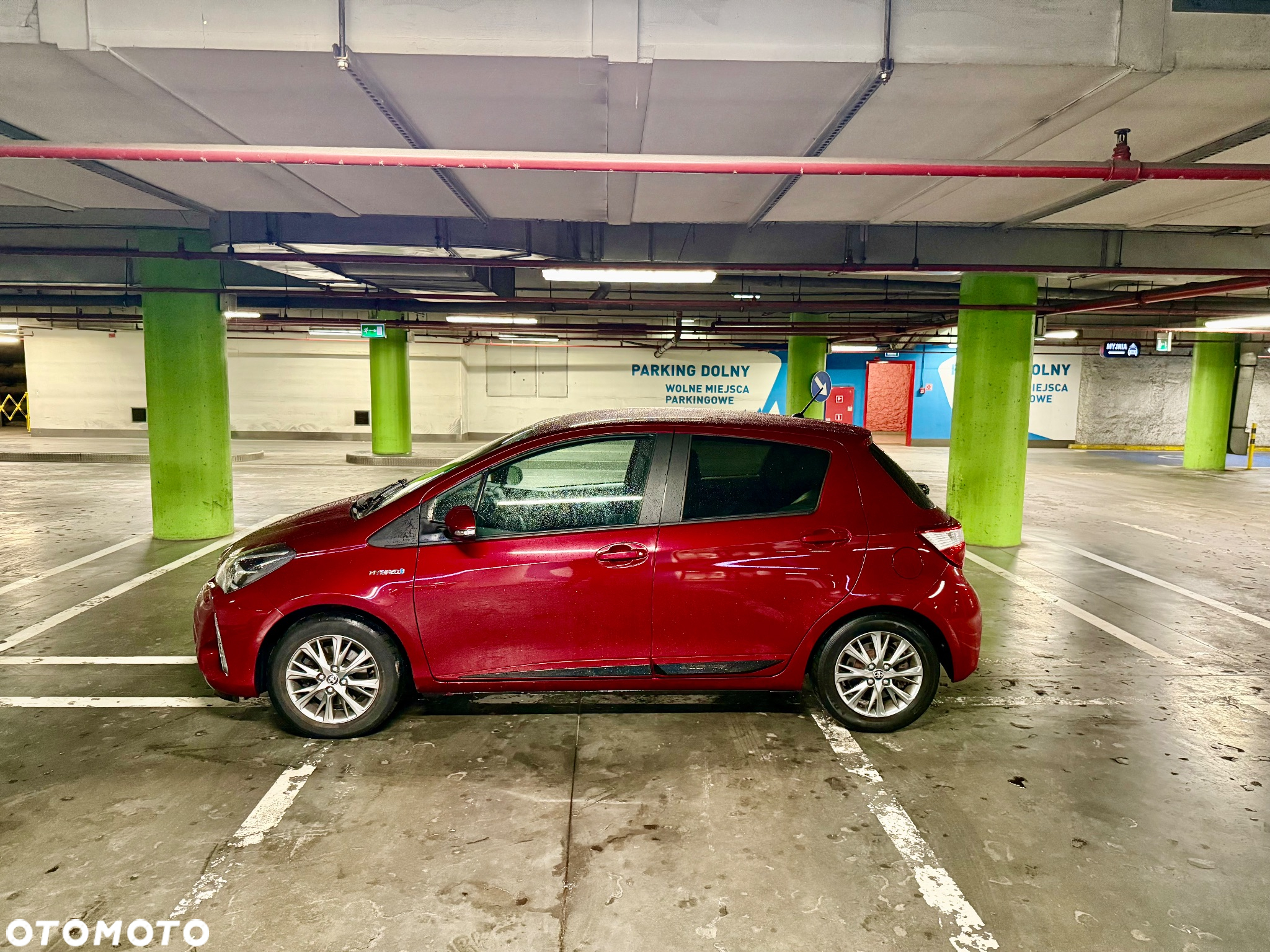 Toyota Yaris Hybrid 100 Active - 3