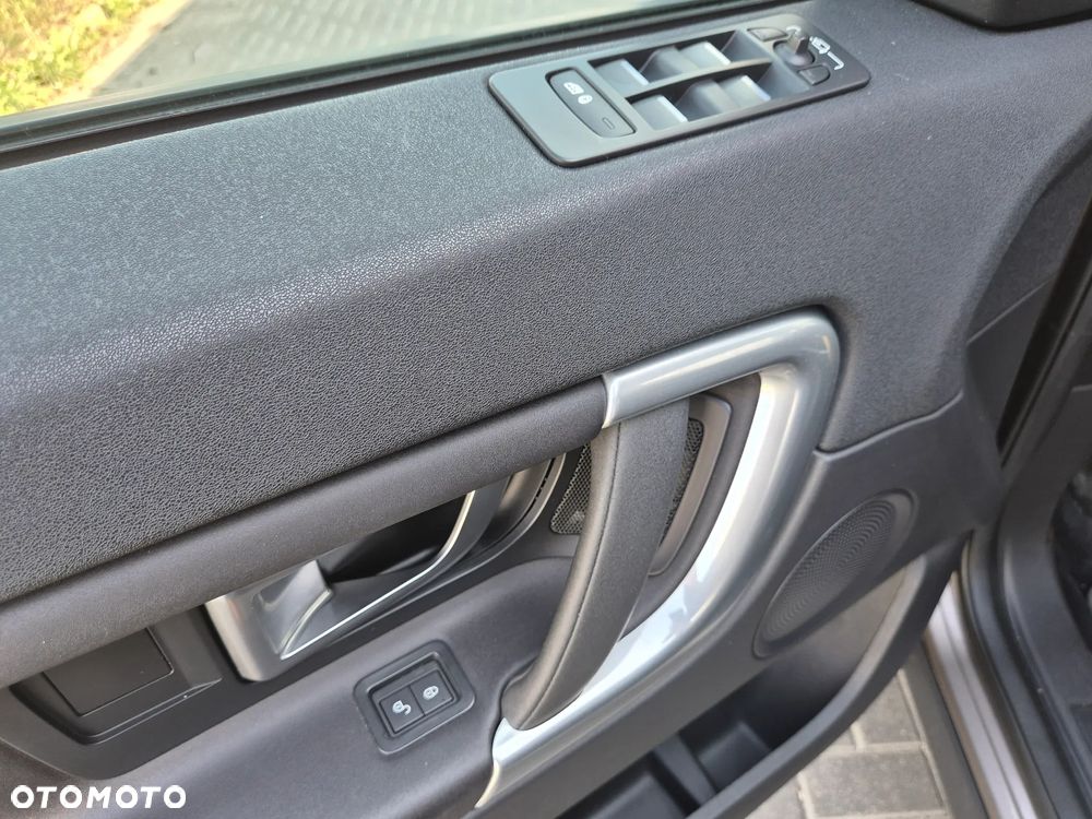 Land Rover Discovery Sport 2.0 D150 SE - 35