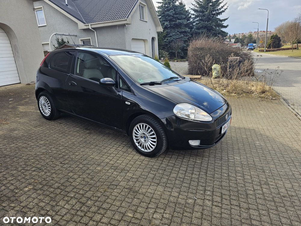 Fiat Punto 1.4 16V Emotion - 12