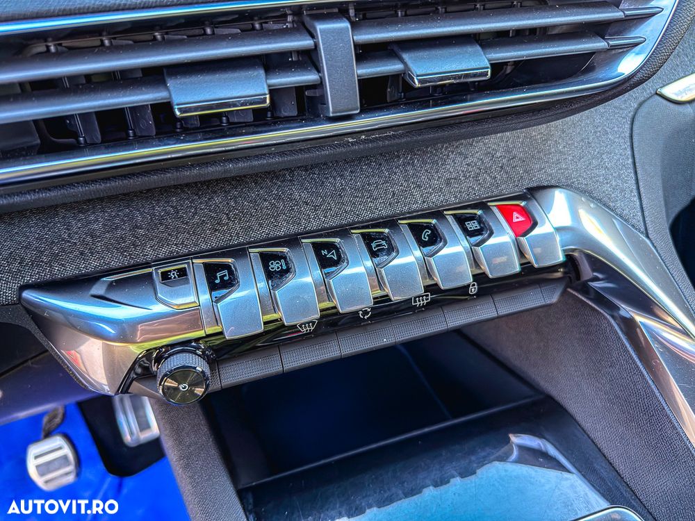 Peugeot 3008 1.2 PureTech Turbo S&S GT-Line - 31