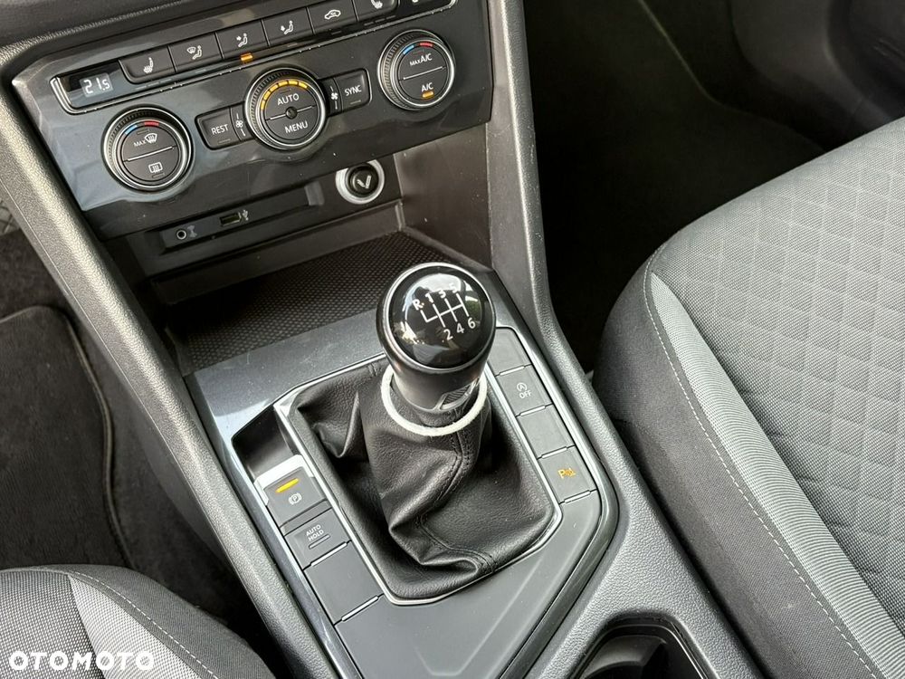 Volkswagen Tiguan 1.4 TSI BMT Comfortline - 32