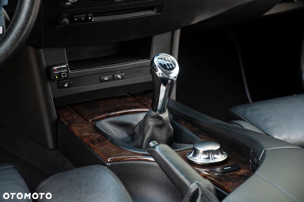 BMW Seria 5 - 33
