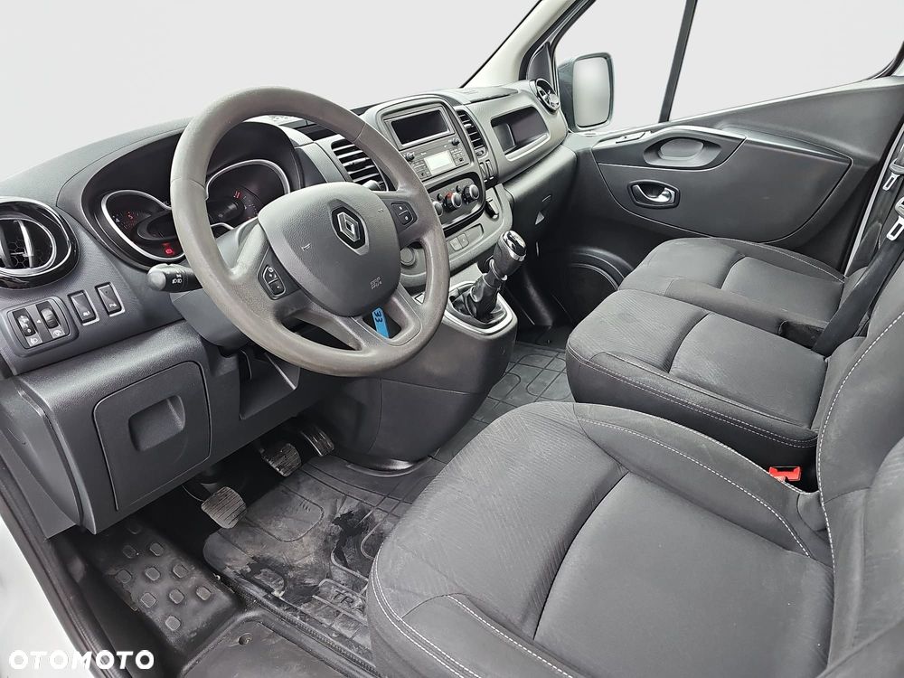Renault Trafic - 10