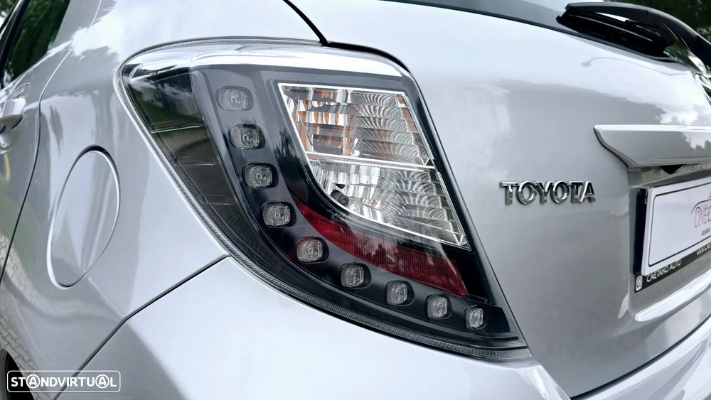 Toyota Yaris 1.33 VVT-i Comfort+P.Style - 18