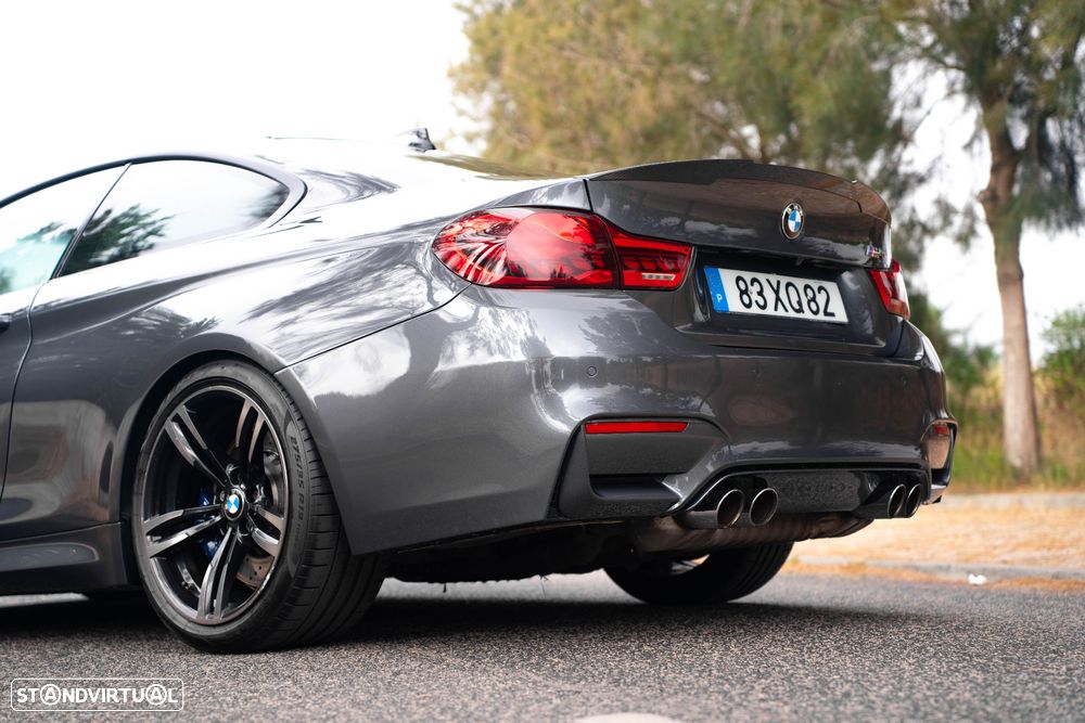 BMW M4 Auto - 21