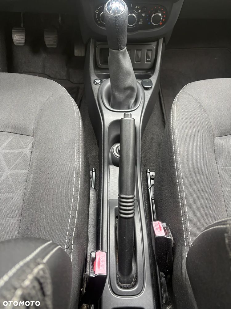 Dacia Duster 1.6 16V 4x2 Ambiance - 21