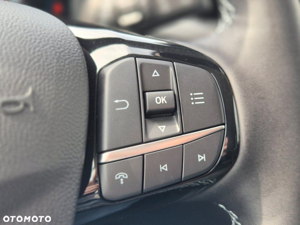 Ford Kuga - 23